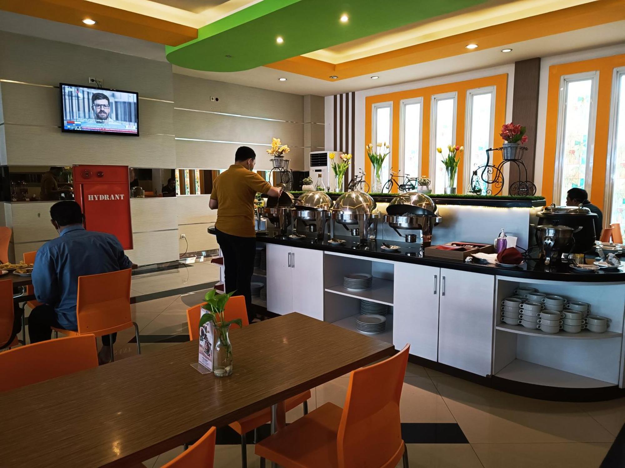 Halogen Hotel Airport Surabaya Сідоарджо Екстер'єр фото