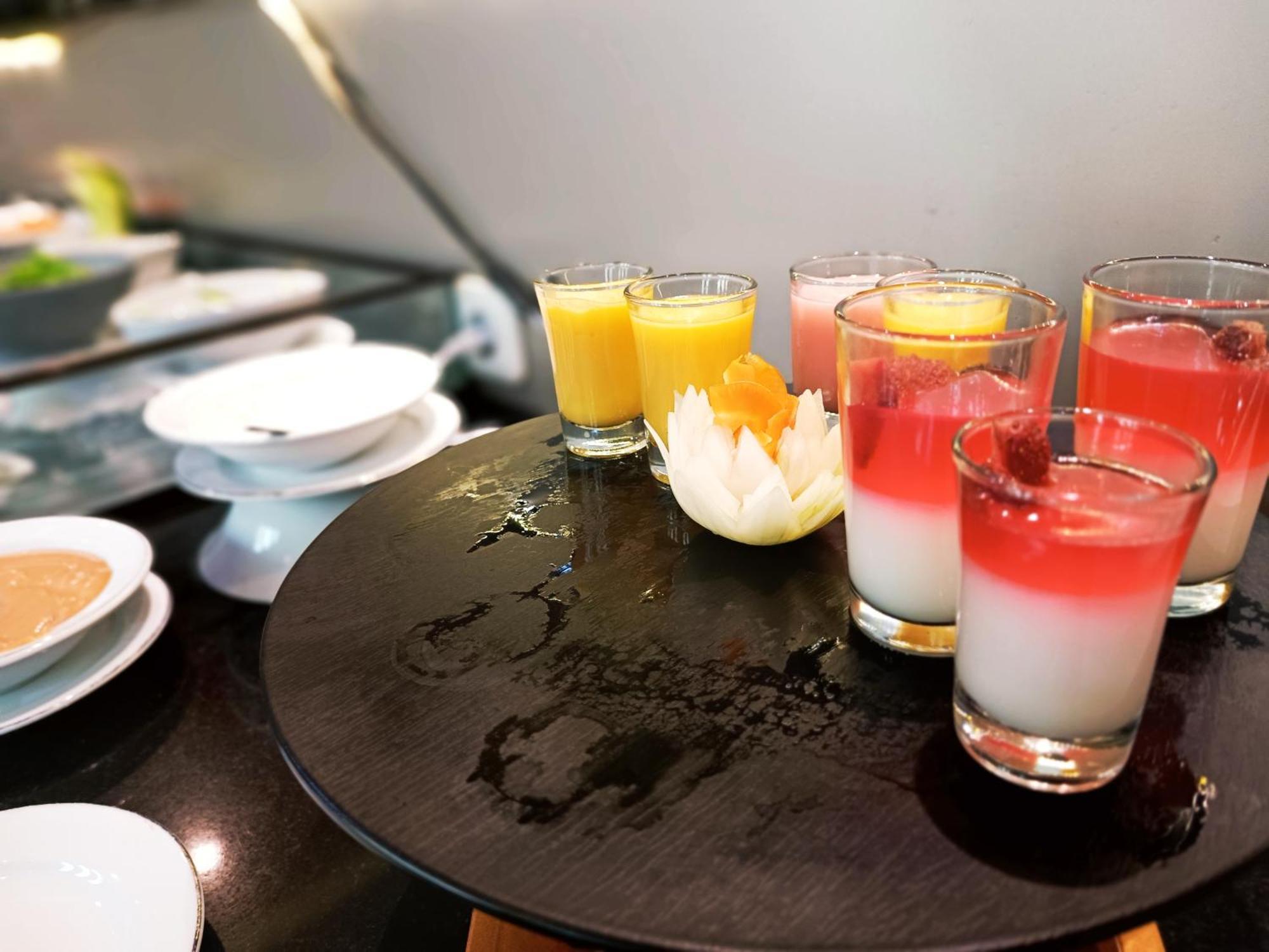 Halogen Hotel Airport Surabaya Сідоарджо Екстер'єр фото